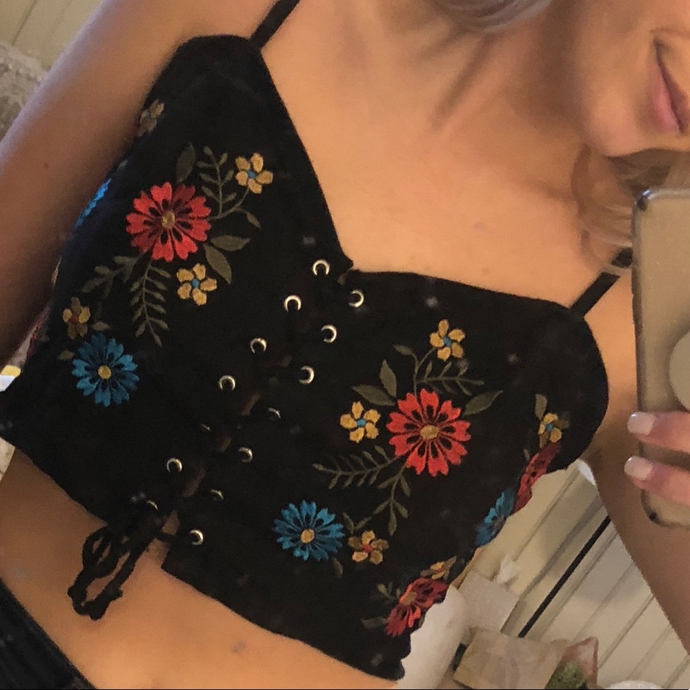 Crop top
